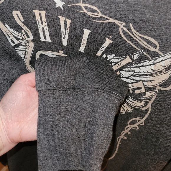 Maurices Charcoal Graphic Hoodie Size 1x - Picture 3 of 7